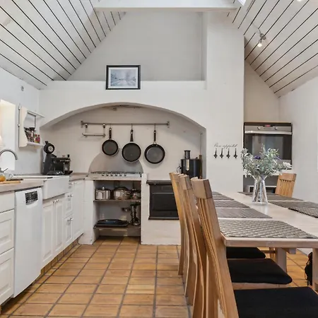 Amazing In With Kitchen